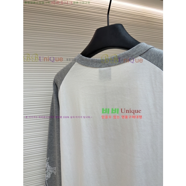 ���� ũ������ ������ ���� Ƽ���� 22CH26721-3