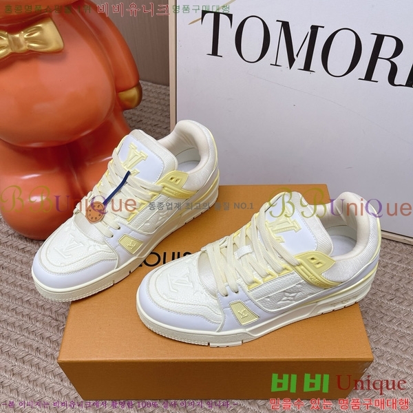 �������� ���̺��� Ʈ���̳� ����Ŀ�� LT2600691-5