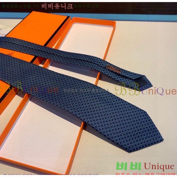 #�����޽� ��Ÿ�� HQ523636-1