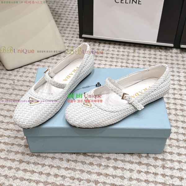 ����� �޸����� �÷����� 32PR268202-4