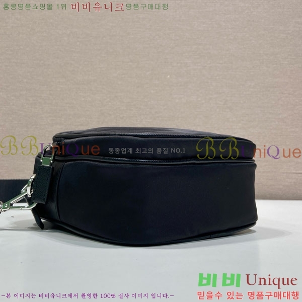#��*�� �ﰢ�ΰ� ũ�ν��� 2VH211-101
