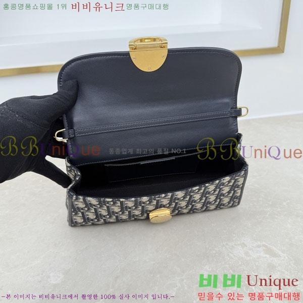 #��* �޴޸��� �Ŀ�ġ M3671-201