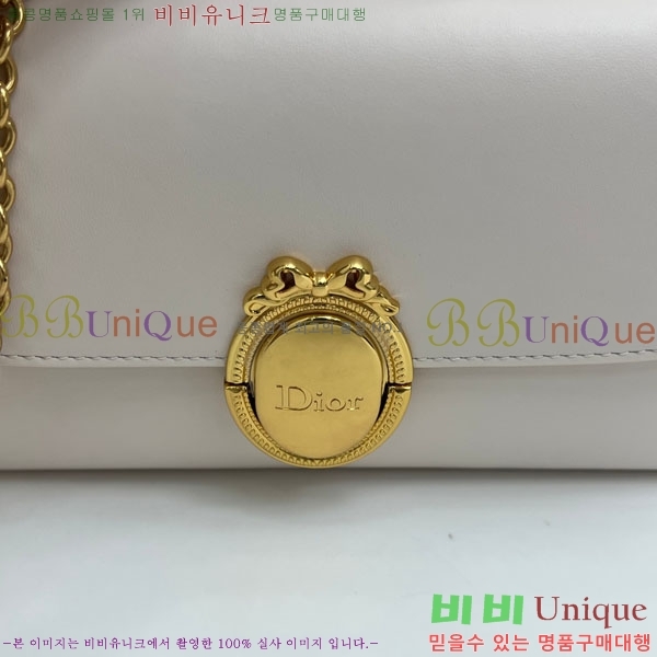 #��* �޴޸��� �Ŀ�ġ M3671-103