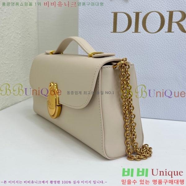 #��* �޴޸��� �Ŀ�ġ M3671-104