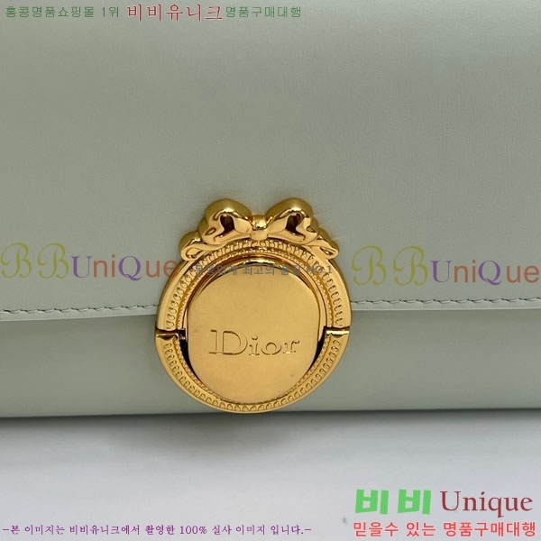 #��* �޴޸��� �Ŀ�ġ M3671-105