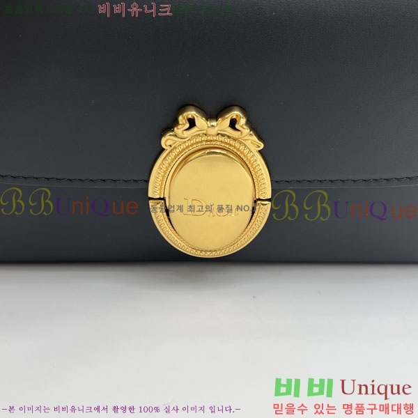 #��* �޴޸��� �Ŀ�ġ M3671-107