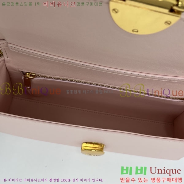 #��* �޴޸��� �Ŀ�ġ M3671-108