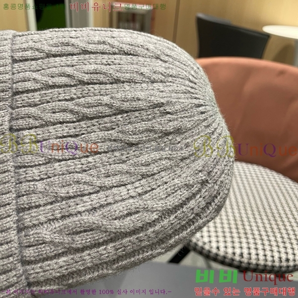 ��**�� ���� M300961-4