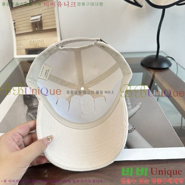 ��**�� ���� M300977-2