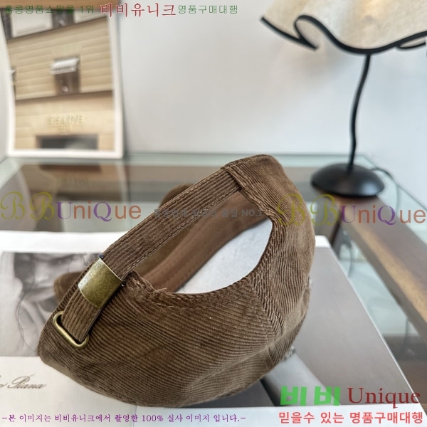 ��**�� ���� M300977-4