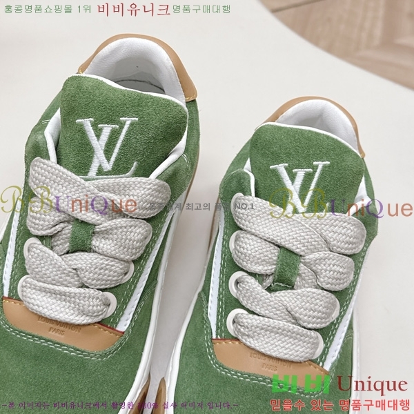 �������� ���̺��� Tilted Sneaker ����Ŀ�� LV402282-13