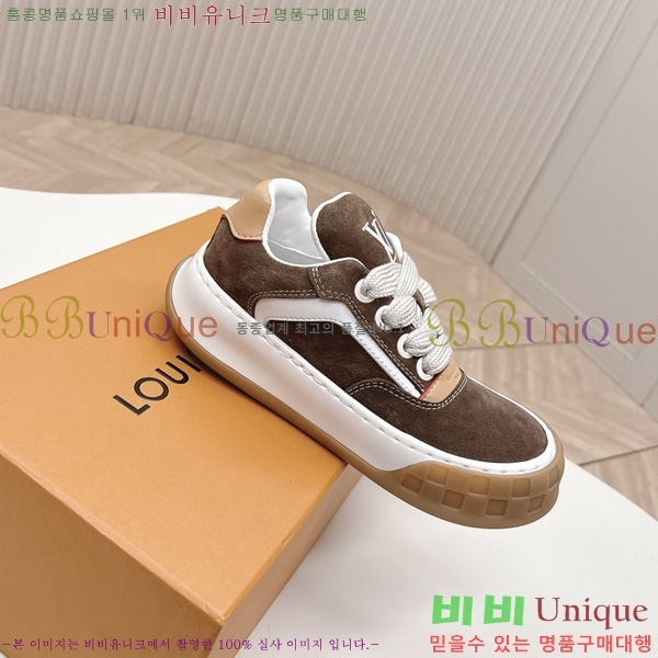 �������� ���̺��� Tilted Sneaker ����Ŀ�� LV402282-10