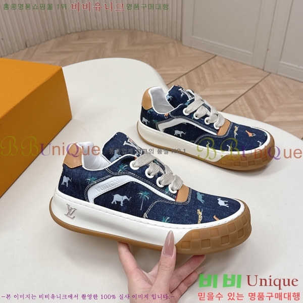 �������� ���̺��� Tilted Sneaker ����Ŀ�� LV402282