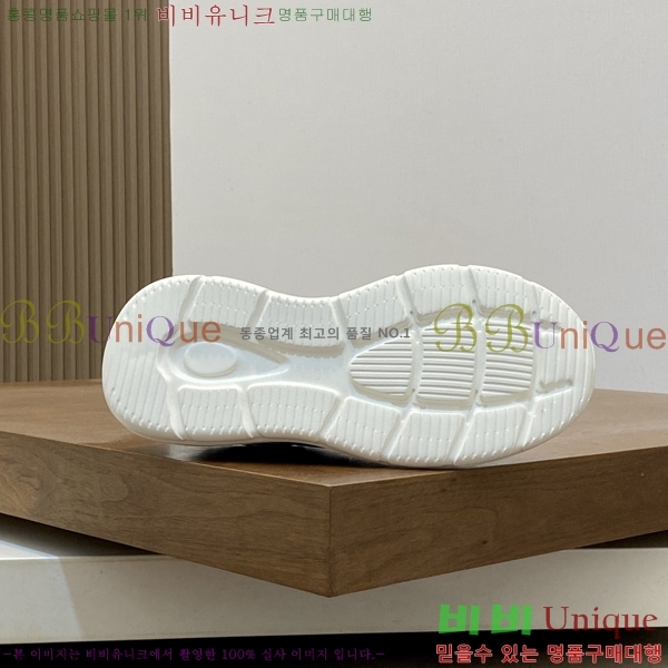  ���� ��**�� ����Ŀ�� MK905581-1