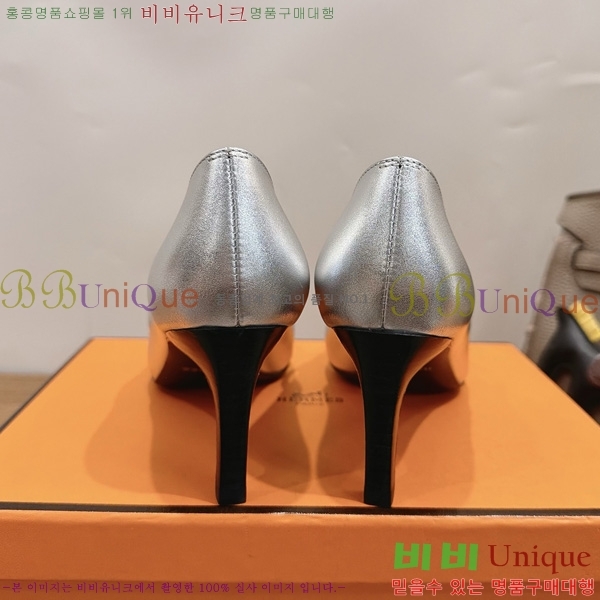 �����޽� Kelly ������ 3HE800091