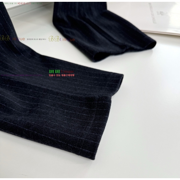 ���� ���ڷ� ��ġ�ڸ� ���� BC215643-1