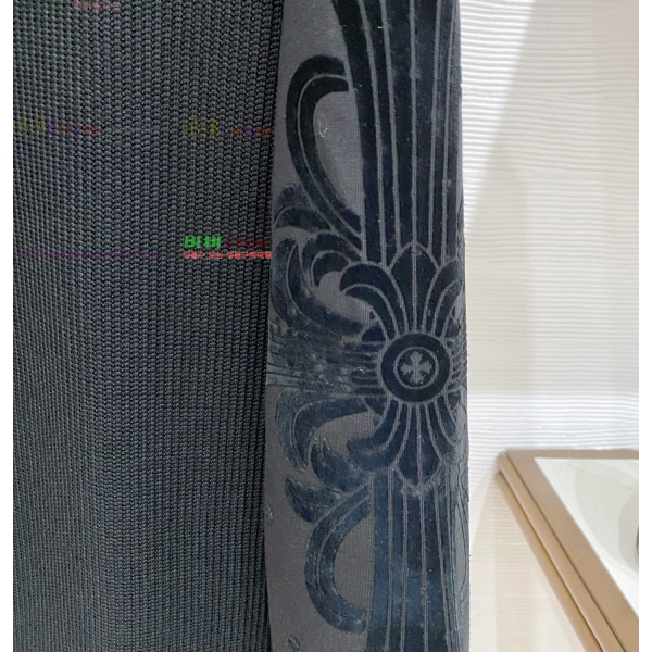 ���� ũ������ ��Ʈ ������ CH379825-2