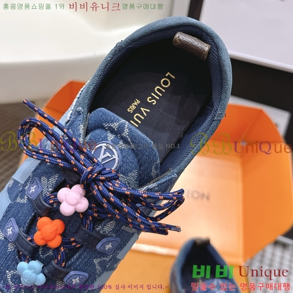 ���� ����*�� Sneakerina ����Ŀ�� 1LT278882